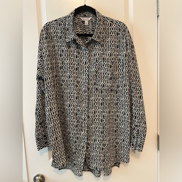 Plus Size Nine West Drapey Button-Down Tunic Shirt Size XL - Picture 3 of 7